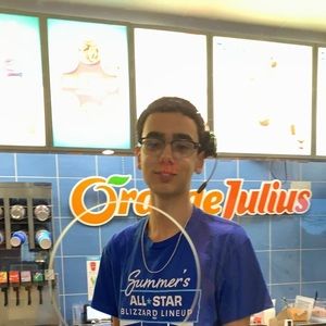 Meet your Posher, Robert